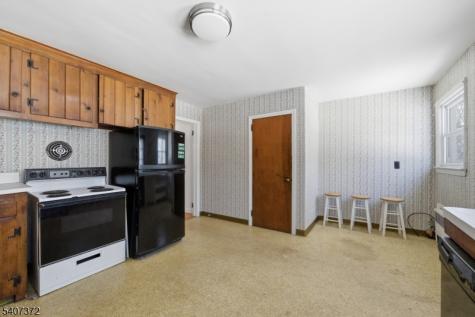 30 Reynolds Avenue Parsippany-troy Hills NJ 07054