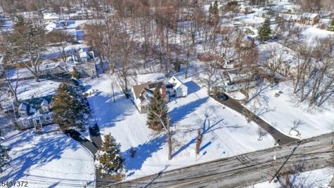 30 Reynolds Avenue Parsippany-troy Hills NJ 07054