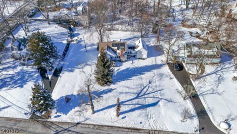 30 Reynolds Avenue Parsippany-troy Hills NJ 07054