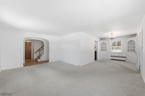 30 Reynolds Avenue Parsippany-troy Hills NJ 07054