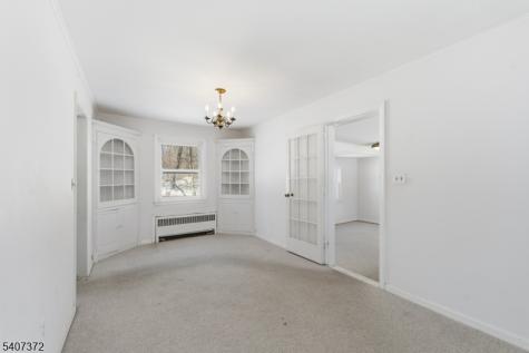 30 Reynolds Avenue Parsippany-troy Hills NJ 07054