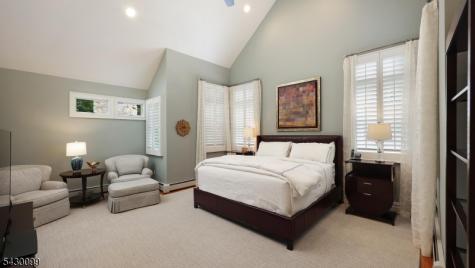 244 Pembrook Road Mountainside NJ 07092