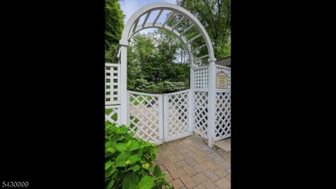 244 Pembrook Road Mountainside NJ 07092