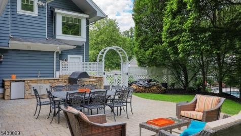 244 Pembrook Road Mountainside NJ 07092