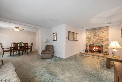 415 N 4th Avenue Hawthorne NJ 07506