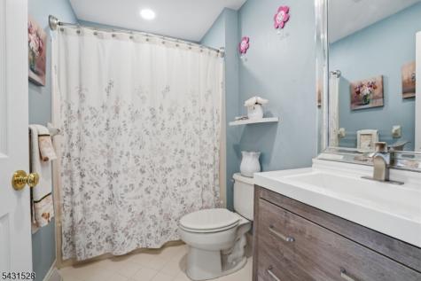 9 Christie Way Branchburg NJ 08853