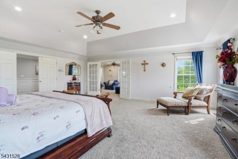 9 Christie Way Branchburg NJ 08853