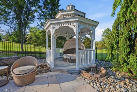 9 Christie Way Branchburg NJ 08853