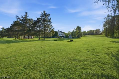 9 Christie Way Branchburg NJ 08853