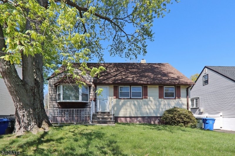 196 Worth Street Woodbridge NJ 08830