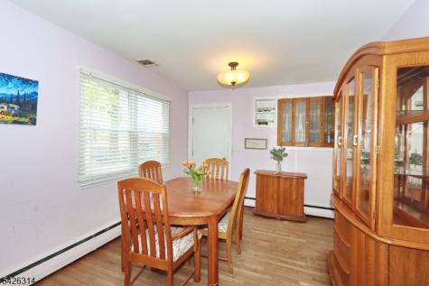 196 Worth Street Woodbridge NJ 08830
