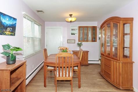 196 Worth Street Woodbridge NJ 08830