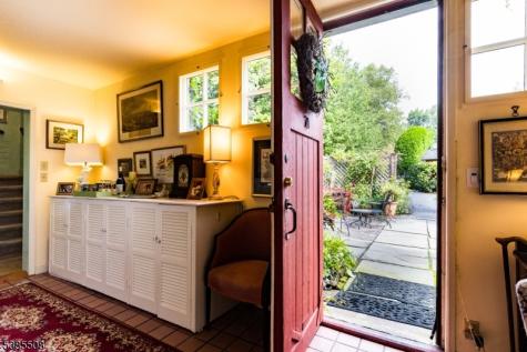 74 Porter Place Montclair NJ 07042