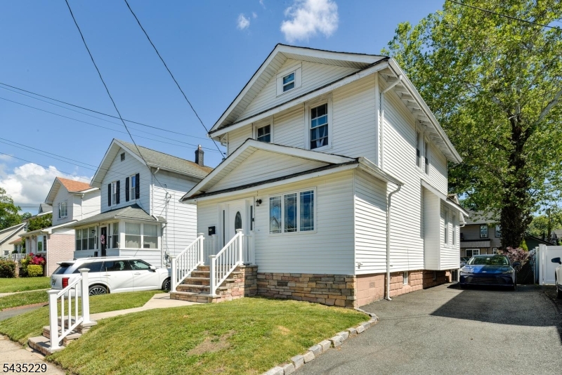 278 Centre Street Nutley NJ 07110
