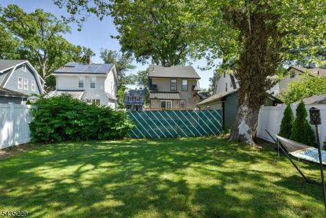 278 Centre Street Nutley NJ 07110