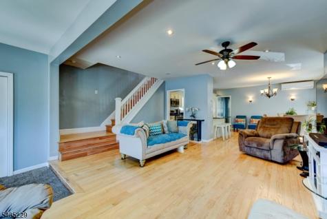 278 Centre Street Nutley NJ 07110