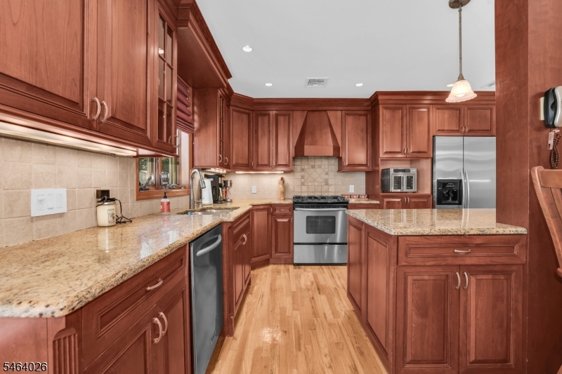 114 Lopez Road Cedar Grove NJ 07009
