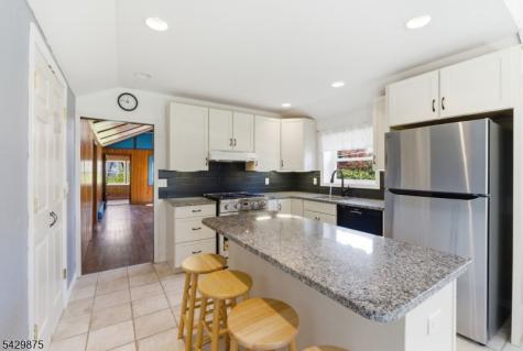 155 Highland Lakes Road Vernon NJ 07422
