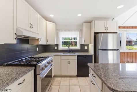 155 Highland Lakes Road Vernon NJ 07422