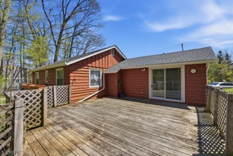 155 Highland Lakes Road Vernon NJ 07422