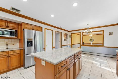 86 Timberline Drive Wayne NJ 07470