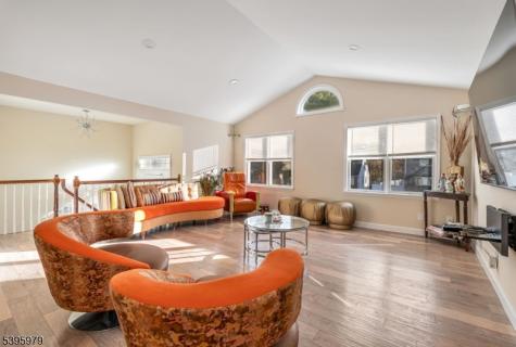 208 Linden Avenue Verona NJ 07044