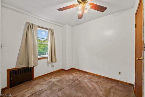 152 High Street Nutley NJ 07110