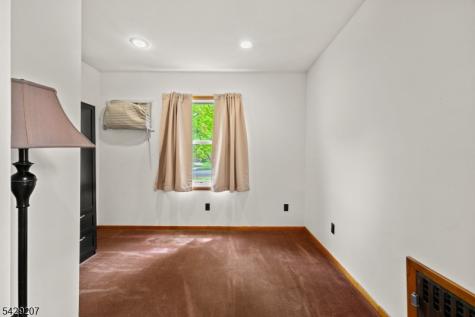 152 High Street Nutley NJ 07110