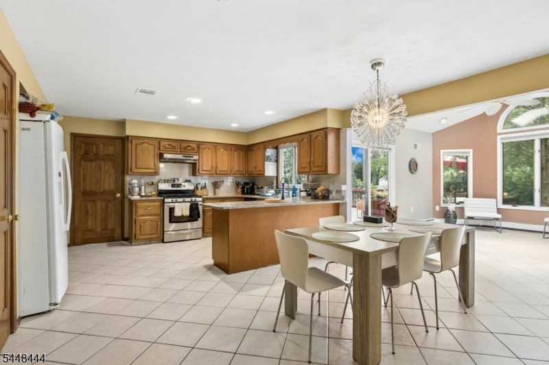 40 Vista Drive Marlboro NJ 07751