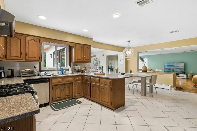 40 Vista Drive Marlboro NJ 07751