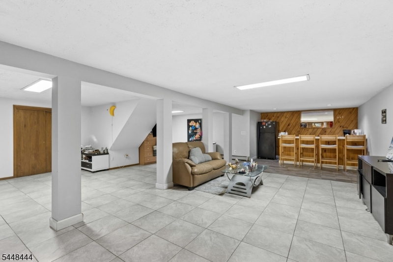40 Vista Drive Marlboro NJ 07751