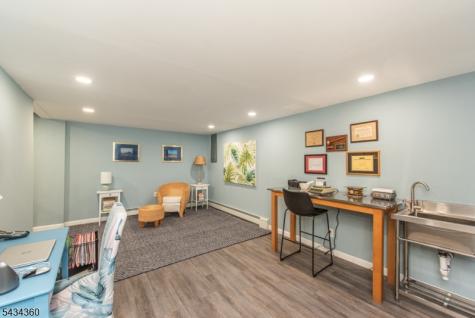 31 Clairview Road Parsippany-troy Hills NJ 07834