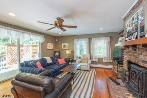 31 Clairview Road Parsippany-troy Hills NJ 07834