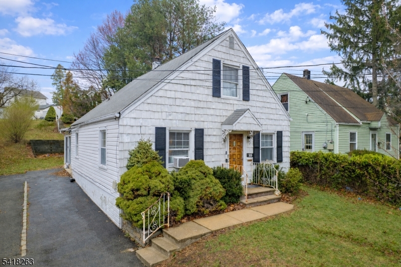 23 Franklin Avenue Montclair NJ 07042