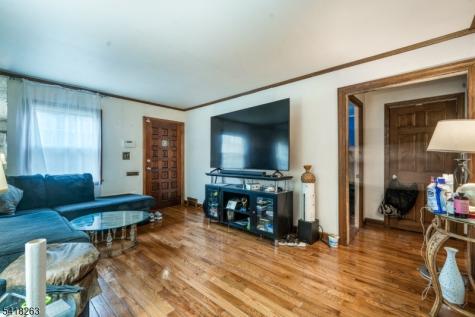 23 Franklin Avenue Montclair NJ 07042