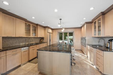 142 Deer Run Green Brook NJ 07069
