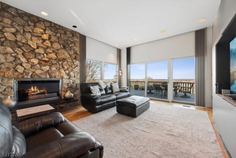 142 Deer Run Green Brook NJ 07069