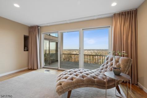 142 Deer Run Green Brook NJ 07069