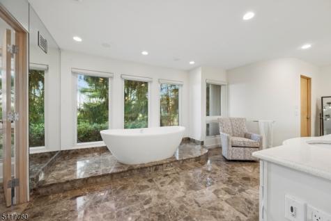 142 Deer Run Green Brook NJ 07069