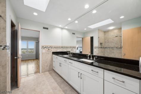 142 Deer Run Green Brook NJ 07069