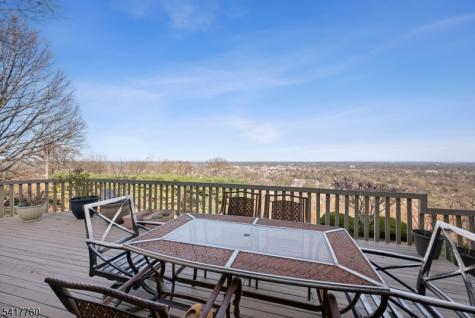 142 Deer Run Green Brook NJ 07069