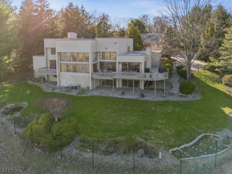 142 Deer Run Green Brook NJ 07069
