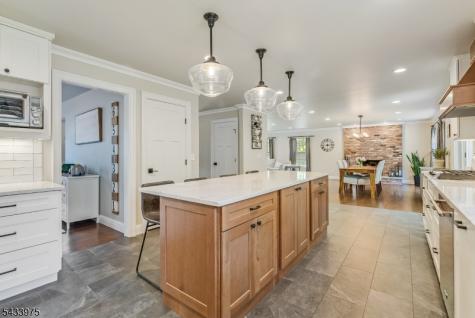 54 Dean Road Mendham NJ 07945