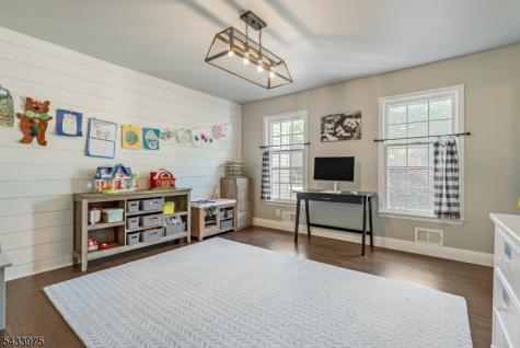 54 Dean Road Mendham NJ 07945