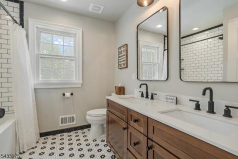 54 Dean Road Mendham NJ 07945