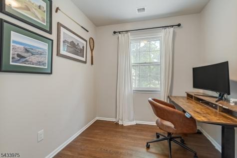 54 Dean Road Mendham NJ 07945