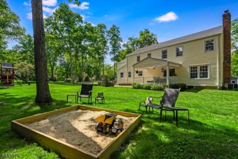 54 Dean Road Mendham NJ 07945