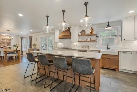 54 Dean Road Mendham NJ 07945