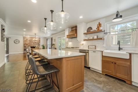 54 Dean Road Mendham NJ 07945