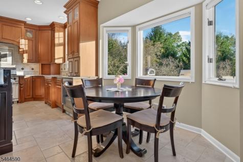 8 Chaucer Drive Clinton NJ 08801
